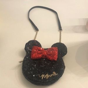 Minnie crossbody